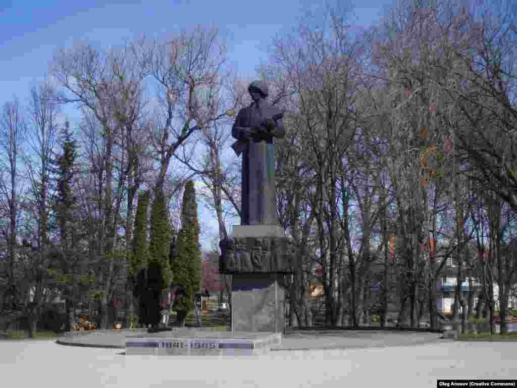 The monument to the Liberators of Rezekne in eastern Latvia, photographed in 2011. The soldier, nicknamed “Alyosha,” was removed in November 2022. 