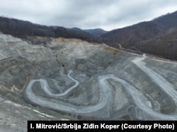 Сербія, Бор -- шахта, що належить китайській фірмі Serbia Zijin Copper. 14 лютого 2024 року