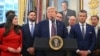 Donald Trump spune din nou că este „foarte dezamăgit” de Putin și promite să facă „ceva” în curând
