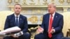 Președintele SUA, Donald Trump, și președintele Poloniei, Karol Nawrocki, în Biroul Oval, pe 3 septembrie 2025.
