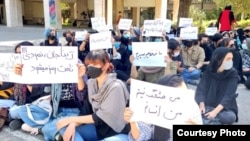 Students gather to protest the death of Mahsa Amini.