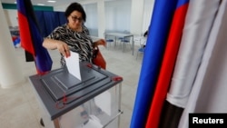The exact date of the next presidential election is expected to be announced in mid-December. (file photo)