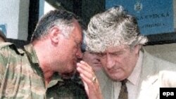Arhivski snimak: Radovan Karadžić i Ratko Mladić snimljeni 5. avgusta 1993. godine.