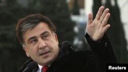 За словами президента Грузії, він готовий послати до Москви частини власного тіла, до яких Кремль проявляв «особливий інтерес»