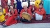 Türkmen oglan-gyzlary. Türkmenabat. 2013 ý.