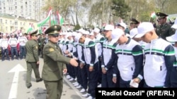 Tajik conscripts are drafted to the army twice a year. (file photo)