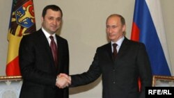 Vlad Filat și Vladimir Putin la Sankt Petersburg