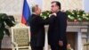 Владимир Путин ба президенти Тоҷикистон ба хотири талошҳояш дар тақвияти ҳамкориҳои Тоҷикистону Русия ордени Александр Невскийро месупорад. Моҳи феврали 2017