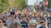 Протестът в сръбската столица Белград поиска наказание за полицейските служители, които демонстрантите обвиняват в упражняване на насилие срещу протестиращи. 8 септември 2025 г.