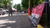 У Дніпропетровську учасники акції «Правого сектора» облаштовують побут біля будівлі обласної міліції