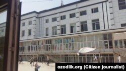 Namanganning Chorsu bozoridagi do‘konlar yopib qo‘yilgan. 