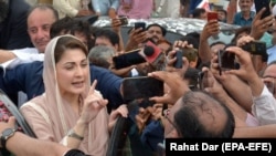 مریم نواز د اګست پر ۱۱مه عدالت ته روانه وه چې د ملاتړیو او پولیسو ترمنځ تاوتریخوالی وشو