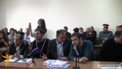 Արամ Մուղալյանը և մյուս երիտասարդները մնացին կալանավայրում 