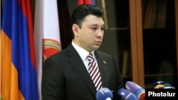 Пресс-секретарь РПА Эдуард Шармазанов