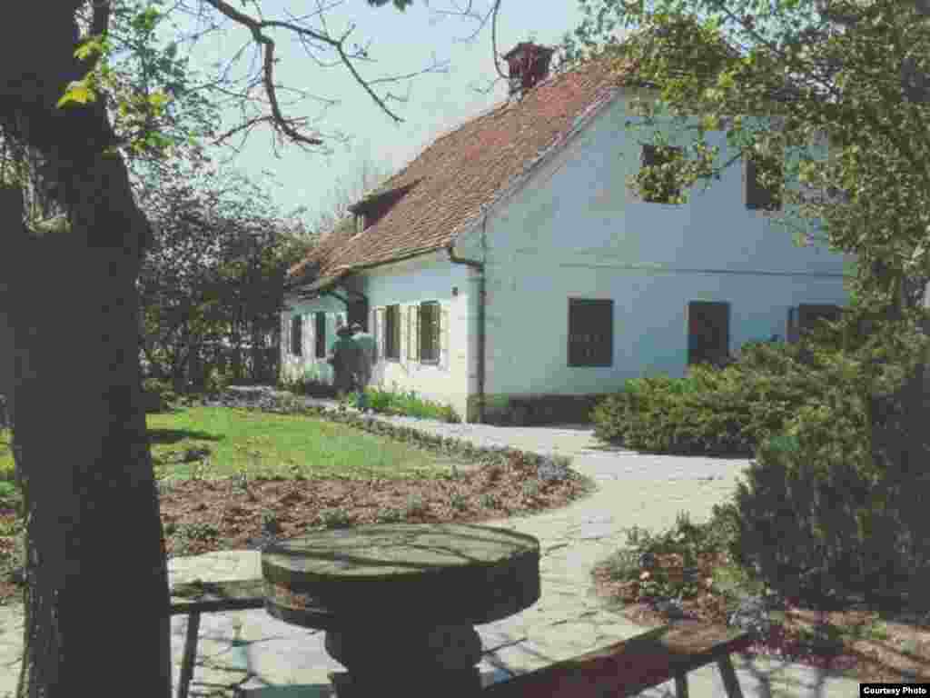 Casa din Kumrovec, în nordul Croației, unde s-a născut Tito în mai 1892