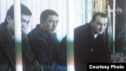 Шу йил феврал ойида Тошкент суди "нурчилик"да айбланган беш йигитга 8 йилдан 12 йилгача бўлган қамоқ жазоси тайин қилди.