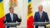 Dacian Cioloș și Pavel Filip