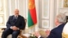 Аляксандар Лукашэнка на сустрэчы з Кентам Гэрстэтам