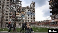 Руйнування в Покровську внаслідок російських обстрілів, квітень 2025 року