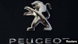 Peugeot логотипи.