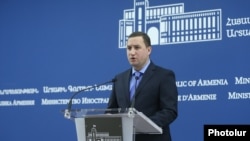 ՀՀ ԱԳՆ խոսնակ Տիգրան Բալայան, արխիվ
